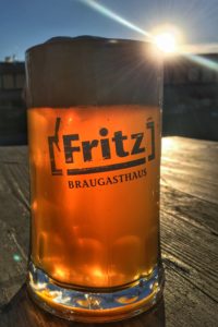 Fritz Zwickel, naturtrüb, malzig, mit grasigen Hopfenaromen und lecker